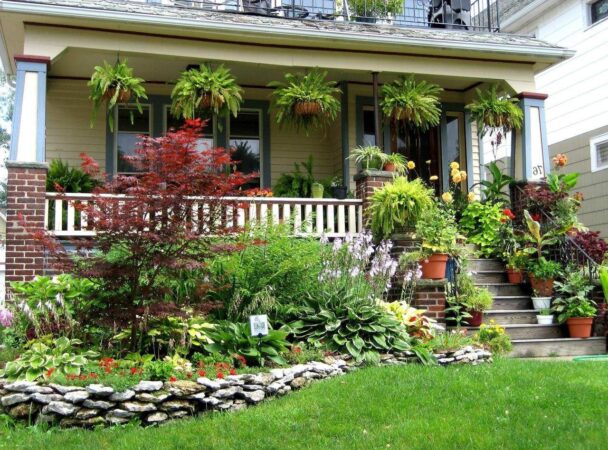 تحويل فناء منزلك إلى حديقة جميلة