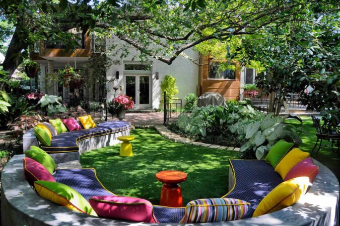 كيف تحول فناء منزلك إلى حديقة جميلة